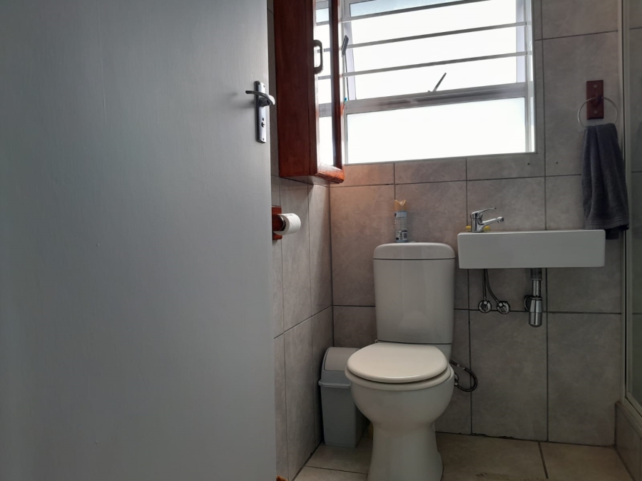 2 Bedroom Property for Sale in Mossel Bay Central Western Cape